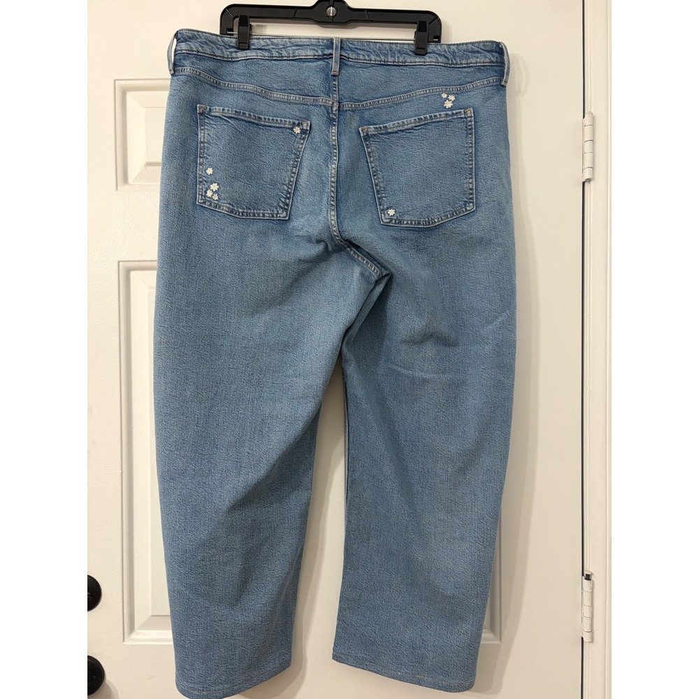 Old Navy | Sky-Hi Wide Leg Daisy Embroidered Jeans | 20 || Blue| - Picture 2 of 6